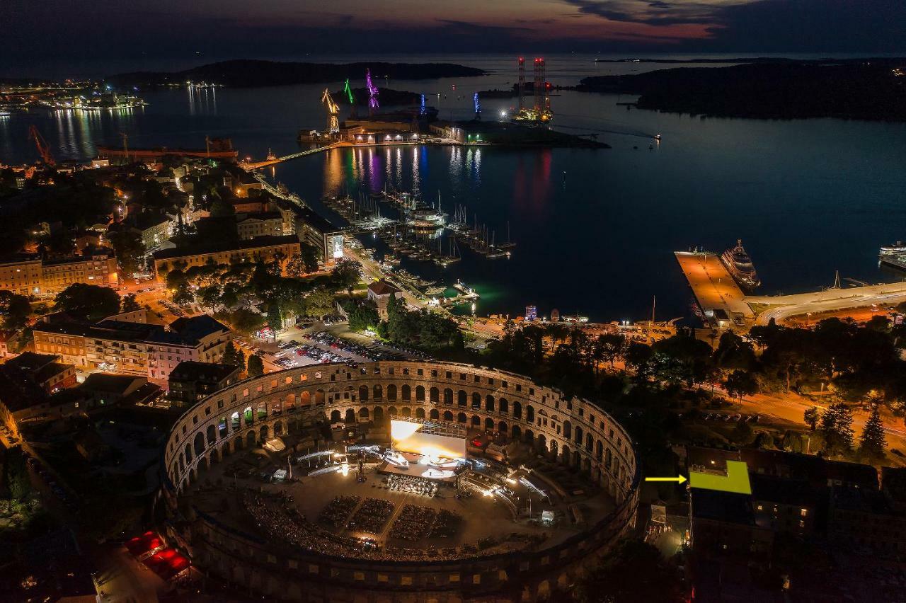 Arena & Seaview Luxurious Residence بولا المظهر الخارجي الصورة